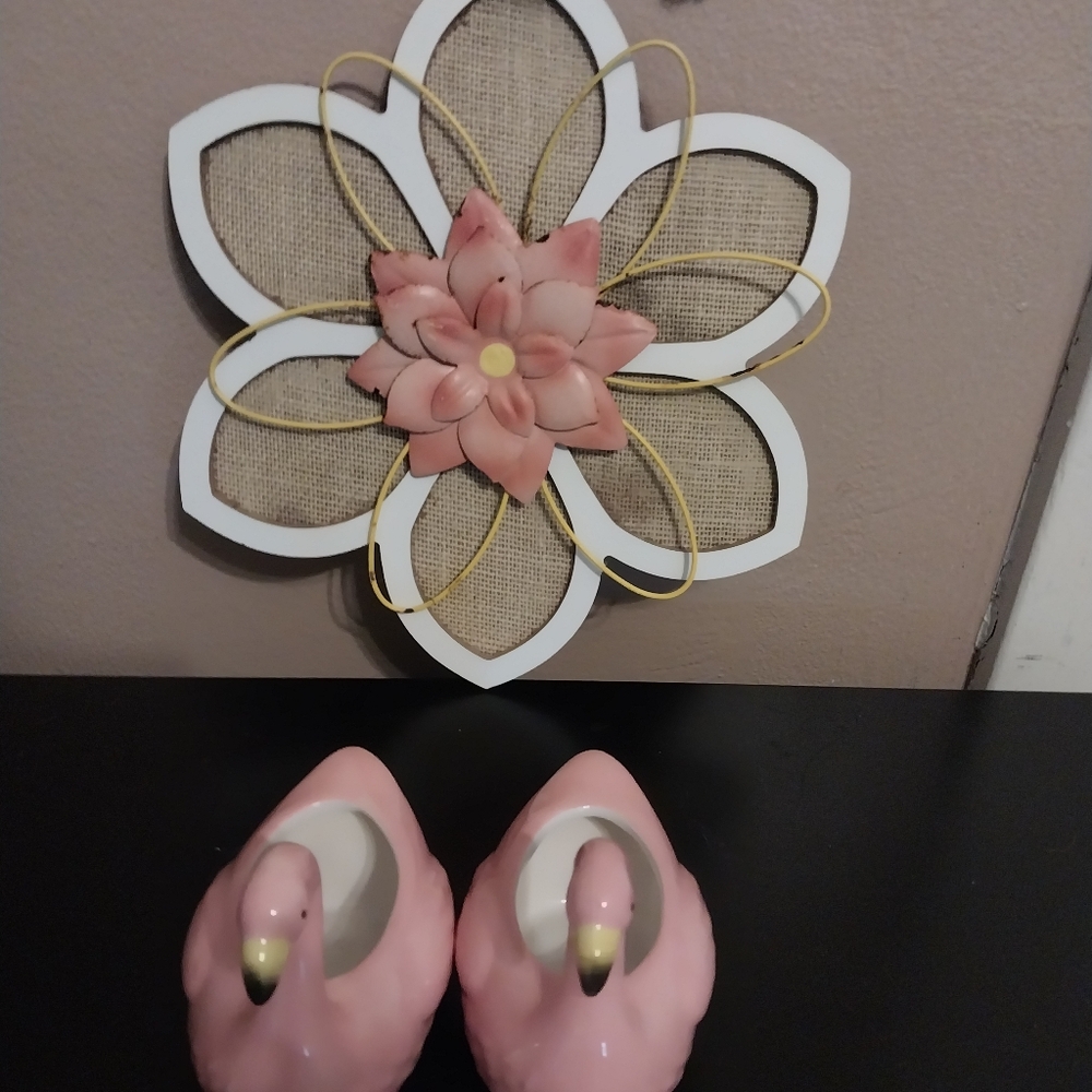 Home Decor - Picture 2 of 3